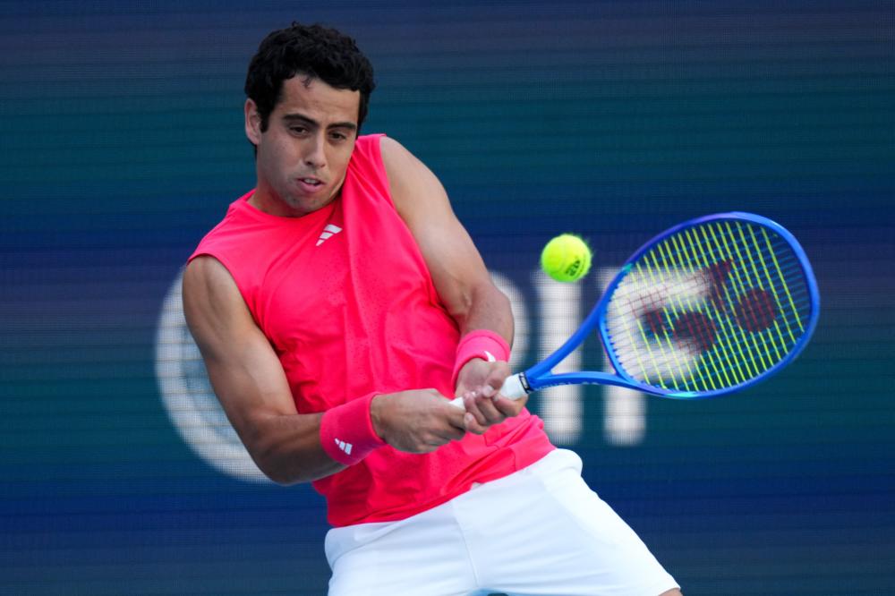 欧冠赛场精彩瞬间：巴萨主场2-0取胜,