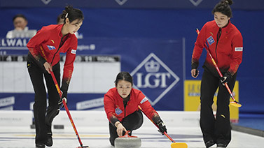 在这场比赛 在这场比赛